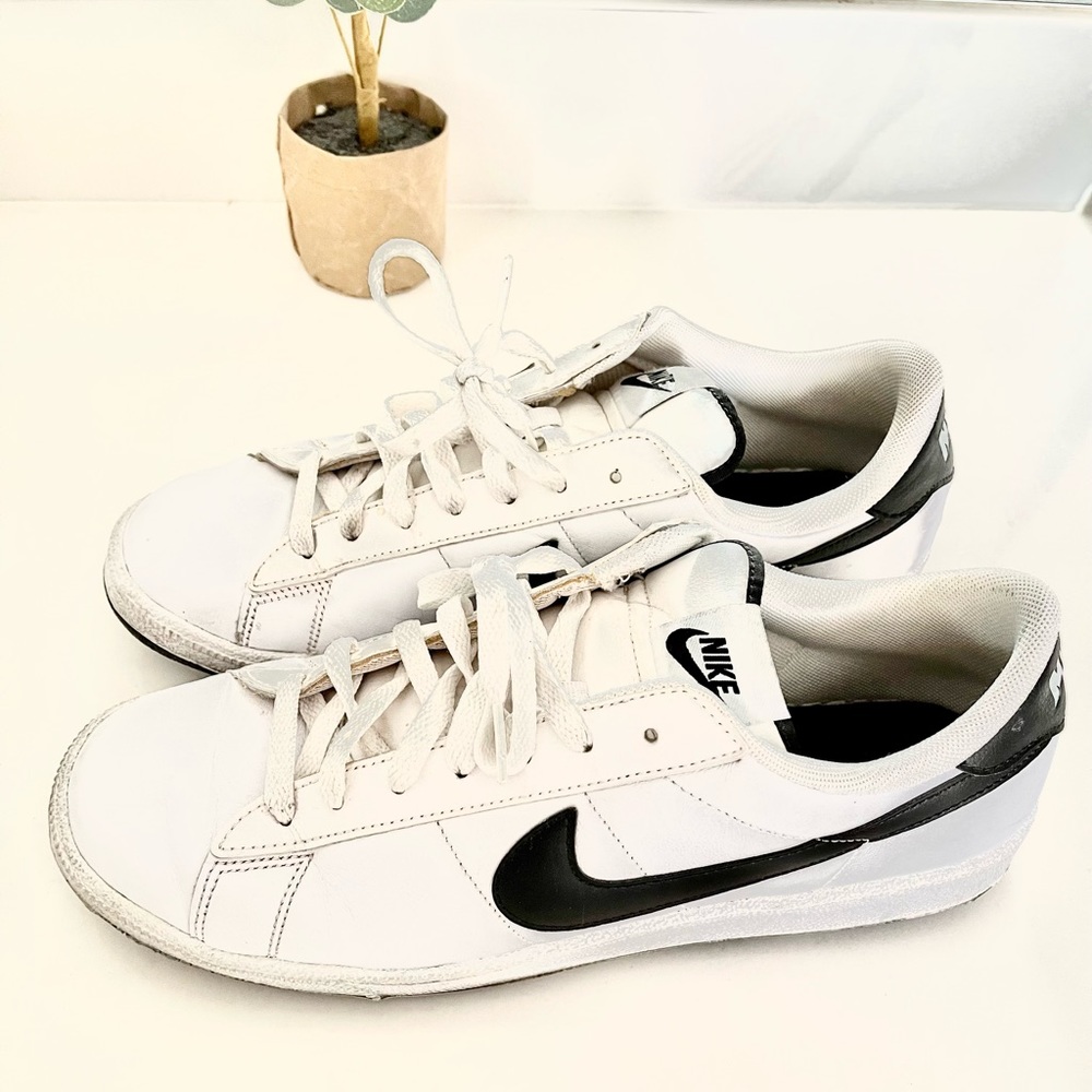 Nike Court Royale Womens Sneakers